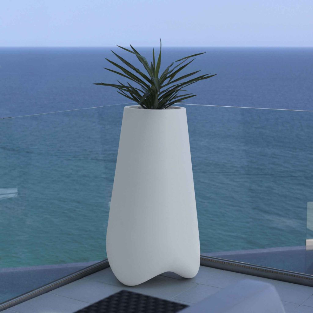 pots blanc pour plante, vases et pots de fleurs, vases and pots, pots de blanc design, vases contemporains, vases design, vase design blanc, plante artificielle, plante artificielle d'extérieur haut de gamme, plante artificielle extérieur haut de gamme
