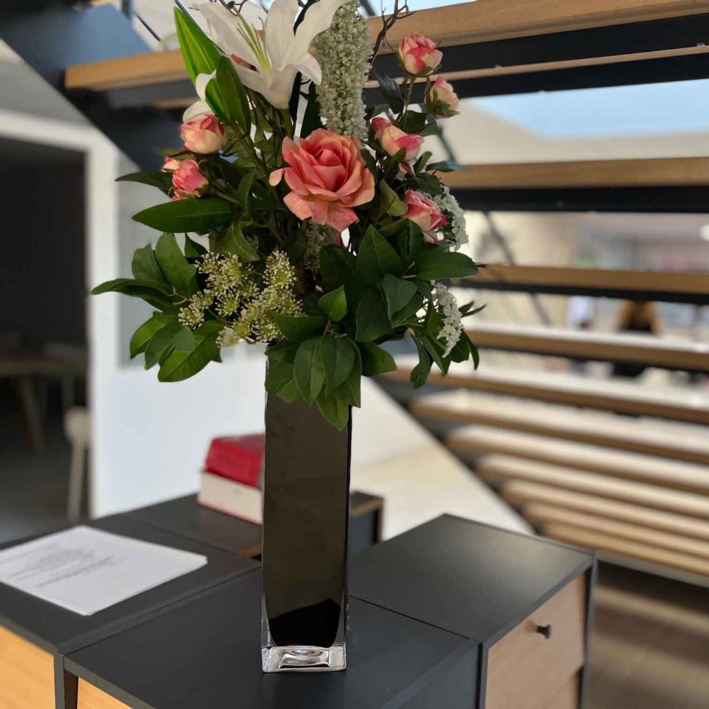 bouquet de fleurs artificielles, fleur stabilisée rose, fleurs artificielles haut de gamme, bouquet de fleur, bouquet de fleur haut de gamme, fleur artificielle, fleur artificielle de qualité, vases design, contemporain, fleur artificielles haut de gamme, fleur artificielle rose