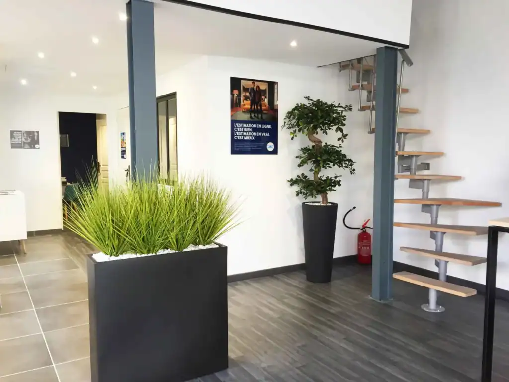 plante, plante artificielle en pot, plante synthétique, vases contemporains, vases designs, plante artificielle intérieur haut de gamme, plante artificielle extérieur haut de gamme