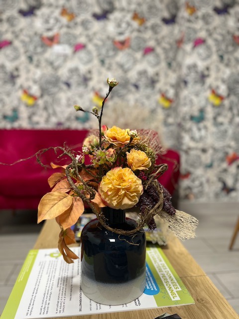 bouquet de fleurs artificielles, fleur stabilisée jaunes, fleurs artificielles haut de gamme, bouquet de fleur, bouquet de fleur haut de gamme, fleur artificielle, fleur artificielle de qualité, vases design, contemporain, fleur artificielles haut de gamme, fleurs artificielles jaunes