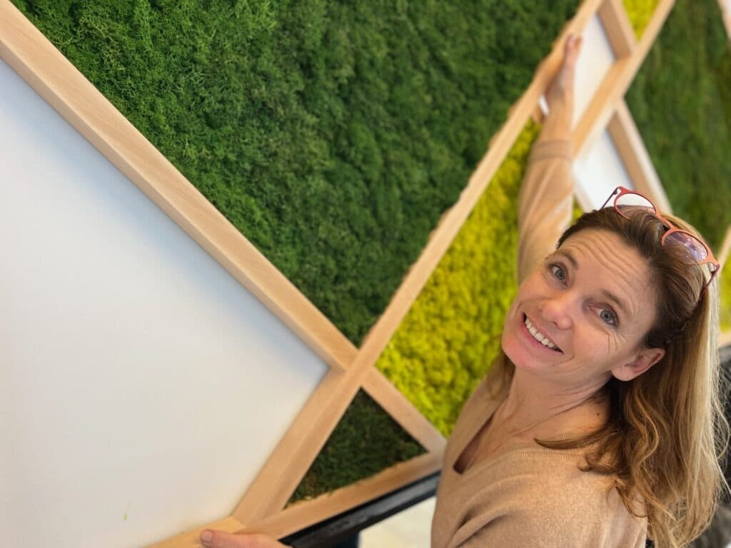 céline larrat, céline larrat flowup, mur végétal stabilisé, mur végétal intérieur, mur végétal naturel, cloison végétalisée, mur végétal artificiel, design végétal, art végétal, création végétale, mur végétal sur mesure, mur végétal bois