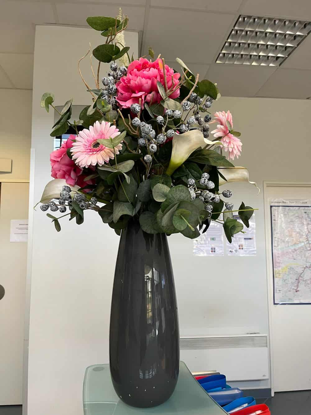 bouquet de fleurs artificielles, fleur stabilisée, fleurs artificielles haut de gamme, bouquet de fleur, bouquet de fleur haut de gamme, fleur artificielle, fleur artificielle de qualité, vases design, contemporain, fleur stabilisé haut de gamme